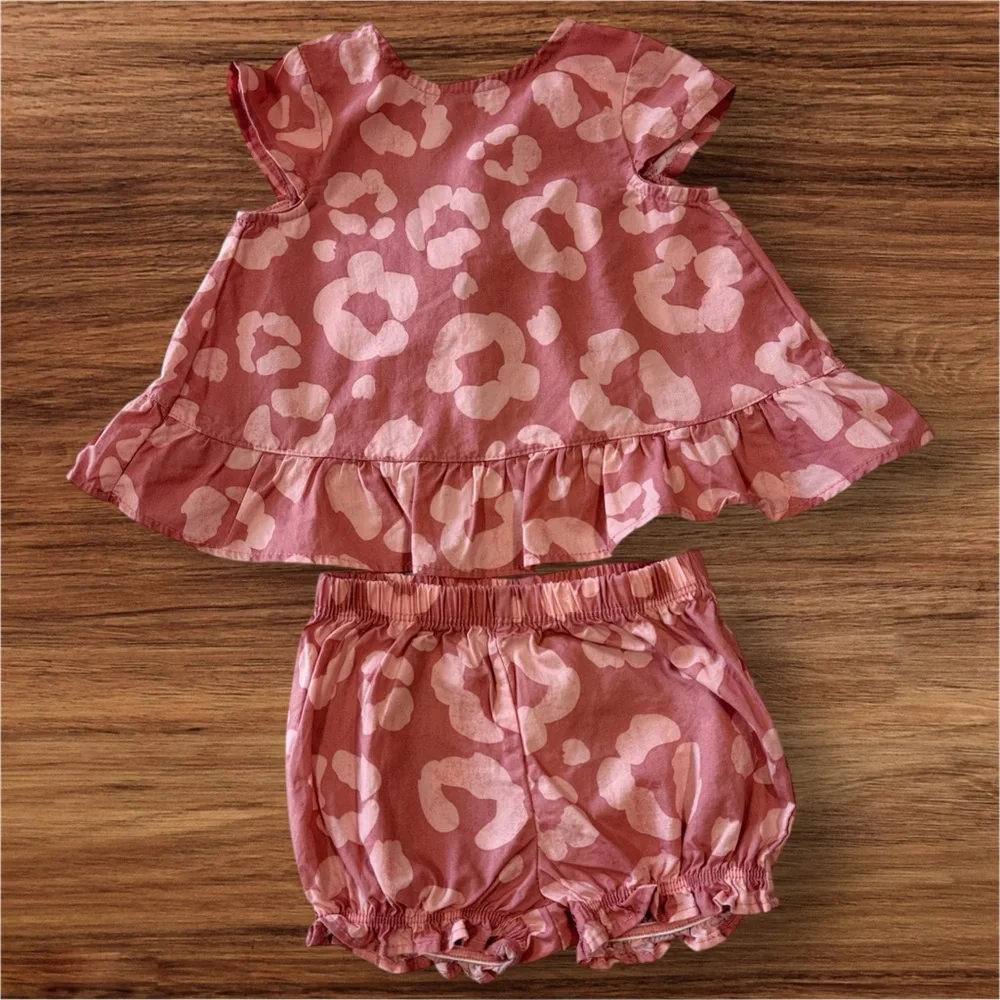 Set of 8  Colorful Kids Clothing Set
